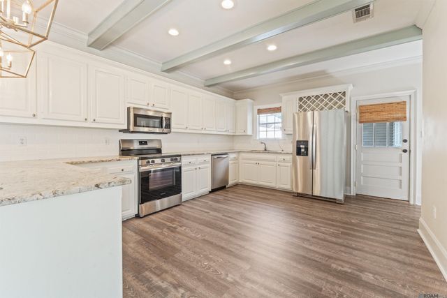 6096 Beechgrove Ln, St Francisville, LA 70775