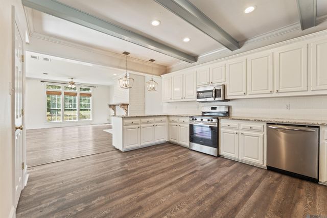 6096 Beechgrove Ln, St Francisville, LA 70775