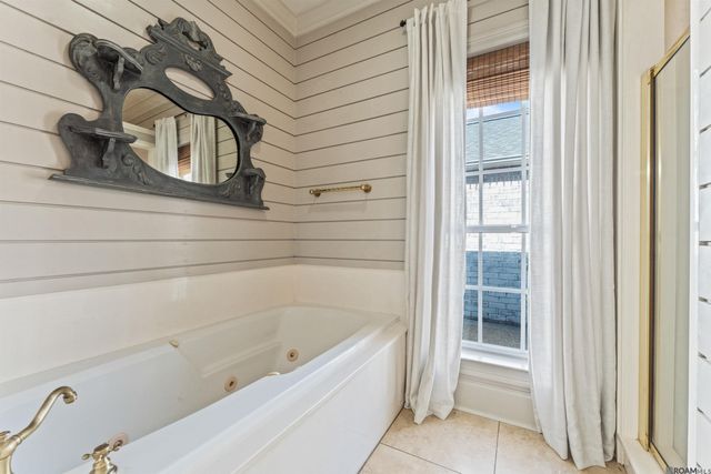 6096 Beechgrove Ln, St Francisville, LA 70775