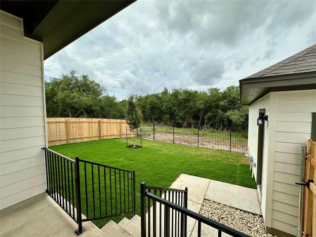 412 Treadwell LN, Kyle, TX 78640