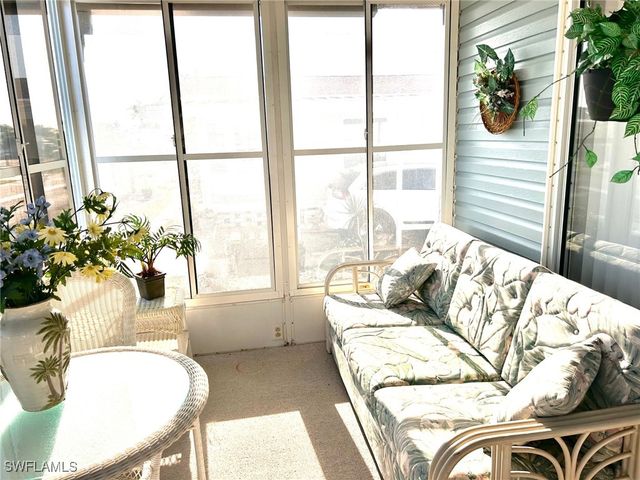 459 Sharks PT, North Port, FL 34287