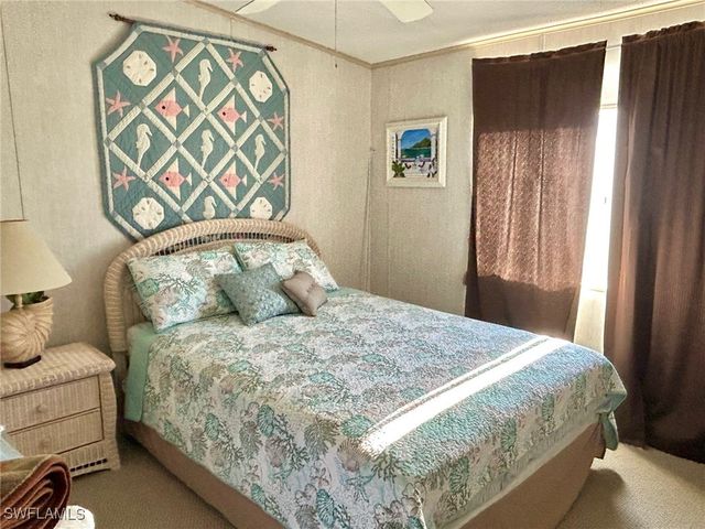 459 Sharks PT, North Port, FL 34287