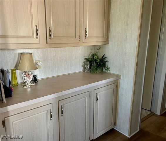 459 Sharks PT, North Port, FL 34287