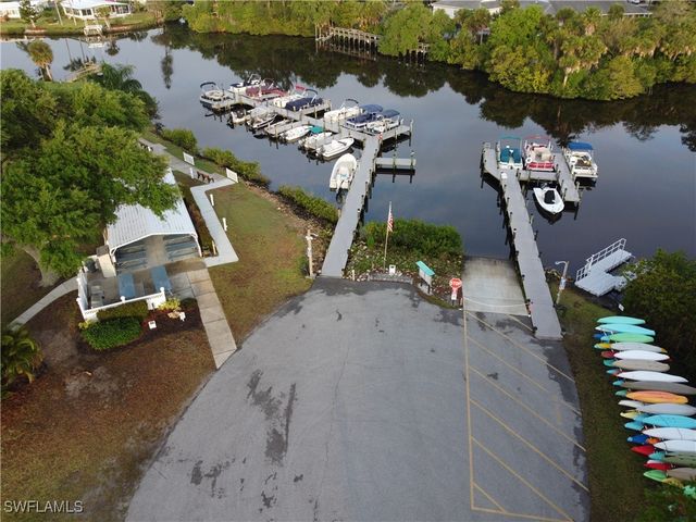 459 Sharks PT, North Port, FL 34287