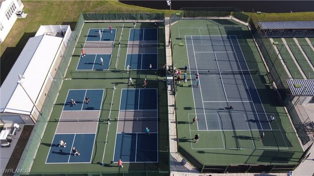 459 Sharks PT, North Port, FL 34287