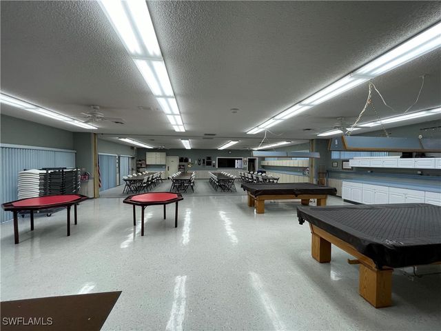 459 Sharks PT, North Port, FL 34287