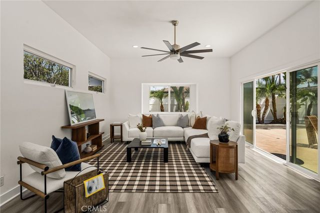 22072 Surfrider Lane, Huntington Beach, CA 92646
