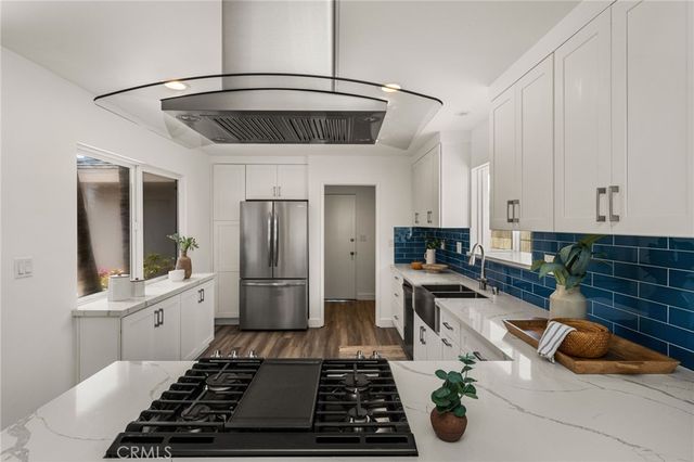 22072 Surfrider Lane, Huntington Beach, CA 92646