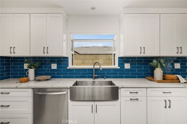 22072 Surfrider Lane, Huntington Beach, CA 92646
