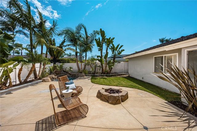 22072 Surfrider Lane, Huntington Beach, CA 92646
