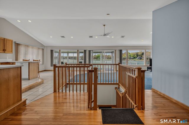 224 Shore Road, Waterford, CT 06385