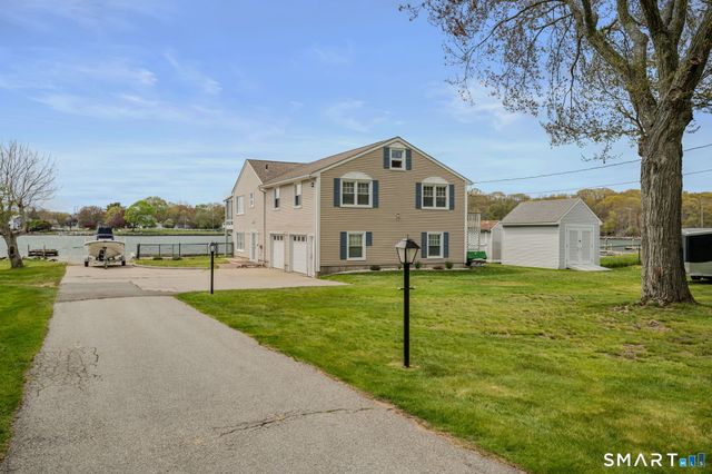 224 Shore Road, Waterford, CT 06385