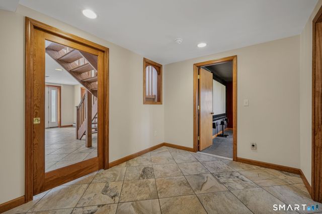 224 Shore Road, Waterford, CT 06385