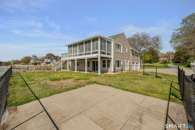 224 Shore Road, Waterford, CT 06385