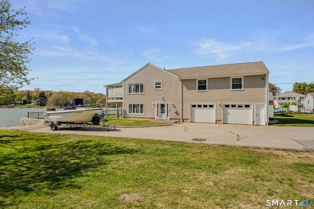 224 Shore Road, Waterford, CT 06385