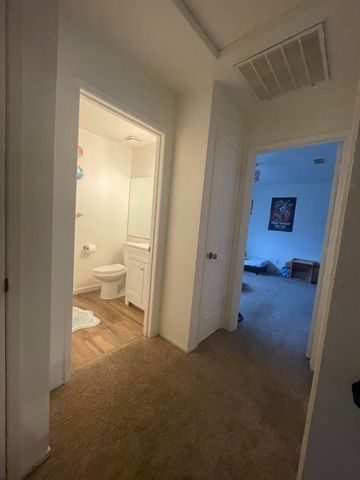 200 Ridgetop Drive, APT 25, Redding, CA 96003