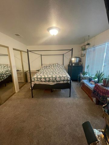 200 Ridgetop Drive, APT 25, Redding, CA 96003