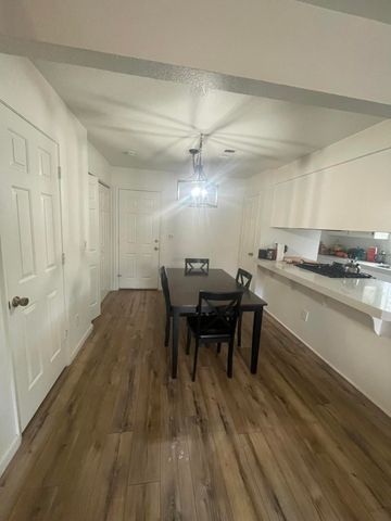 200 Ridgetop Drive, APT 25, Redding, CA 96003