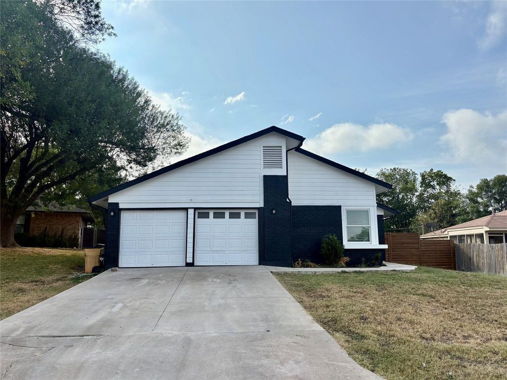 1103 Stratford CV, Round Rock, TX 78664
