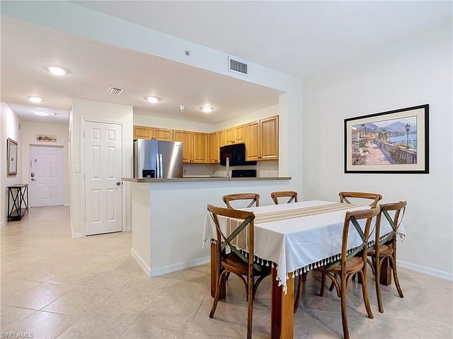 4500 Botanical Place CIR 102, Naples, FL 34112