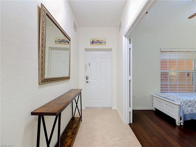 4500 Botanical Place CIR 102, Naples, FL 34112