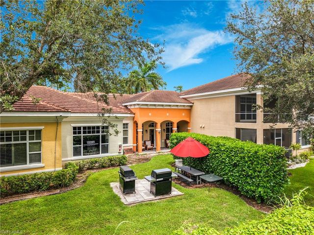 4500 Botanical Place CIR 102, Naples, FL 34112