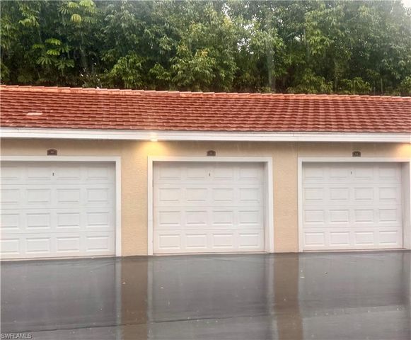 4500 Botanical Place CIR 102, Naples, FL 34112