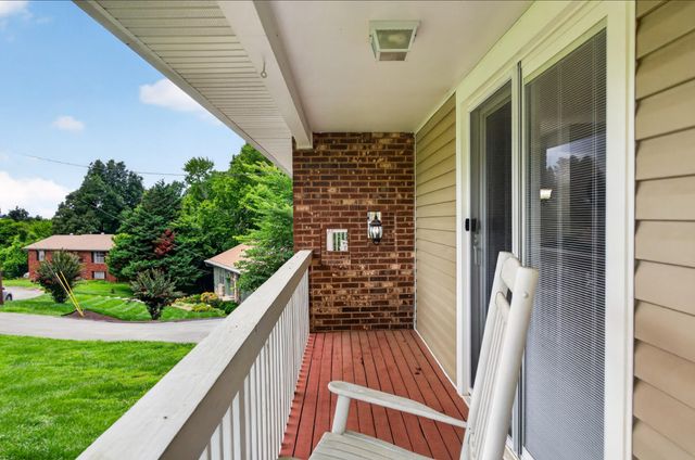 2932 Old Britain Circle, Chattanooga, TN 37421