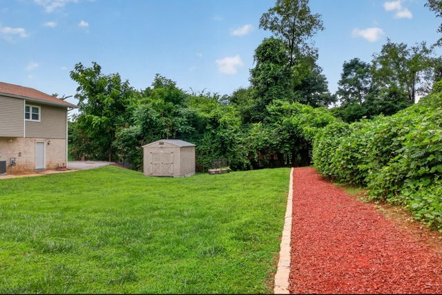 2932 Old Britain Circle, Chattanooga, TN 37421