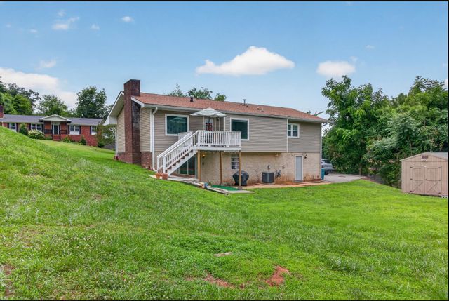 2932 Old Britain Circle, Chattanooga, TN 37421