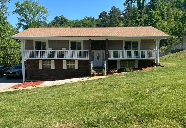 2932 Old Britain Circle, Chattanooga, TN 37421