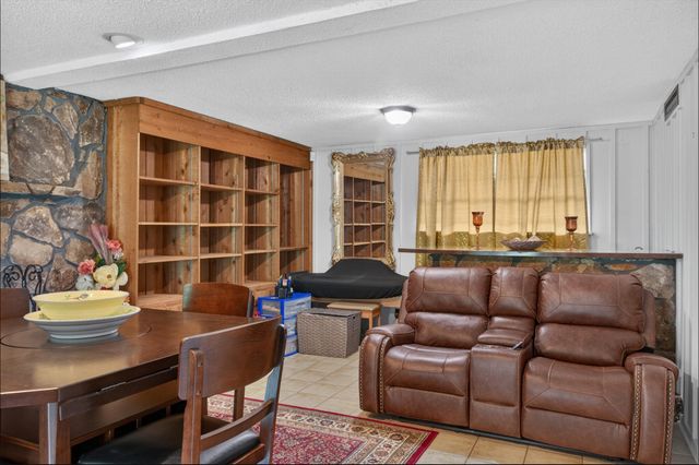 2932 Old Britain Circle, Chattanooga, TN 37421