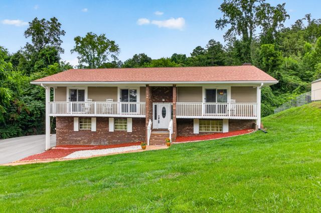 2932 Old Britain Circle, Chattanooga, TN 37421
