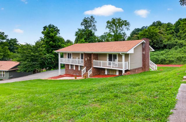 2932 Old Britain Circle, Chattanooga, TN 37421