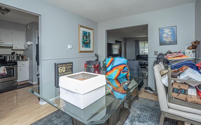6168 Stornoway Drive S, Columbus, OH 43213