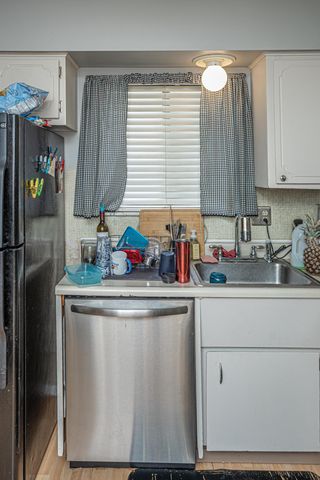 6168 Stornoway Drive S, Columbus, OH 43213