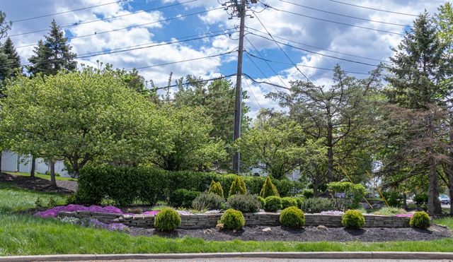 6168 Stornoway Drive S, Columbus, OH 43213