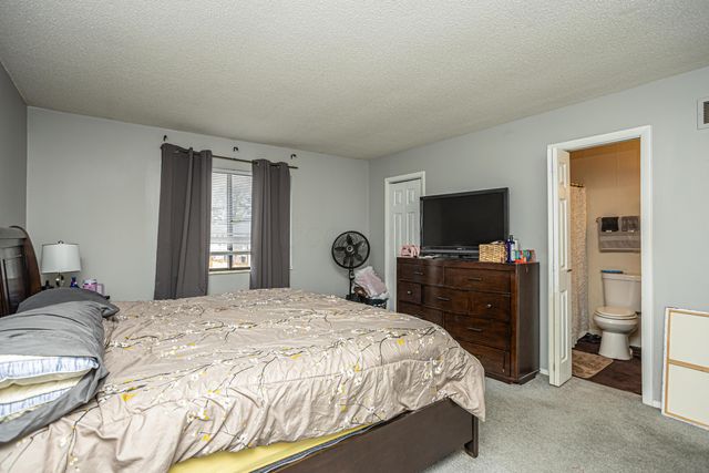 6168 Stornoway Drive S, Columbus, OH 43213