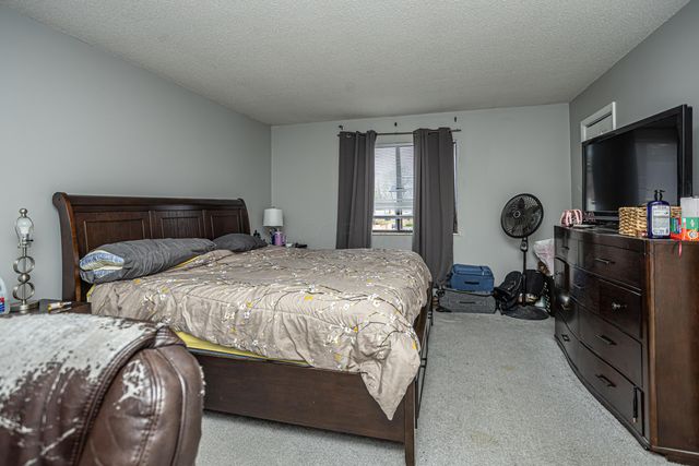6168 Stornoway Drive S, Columbus, OH 43213