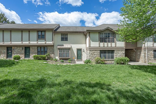 6168 Stornoway Drive S, Columbus, OH 43213