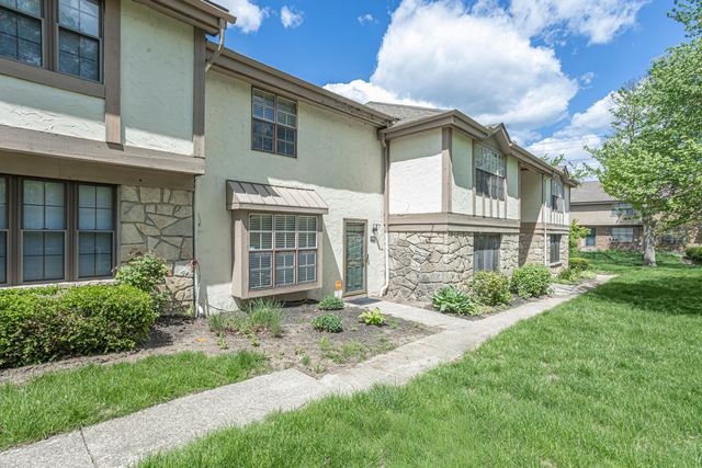 6168 Stornoway Drive S, Columbus, OH 43213
