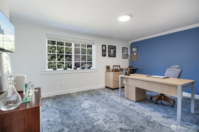 14105 64th Avenue W, Edmonds, WA 98026