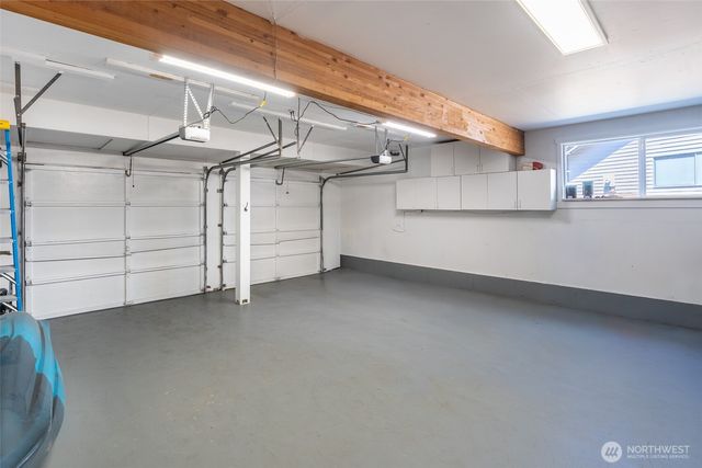 14105 64th Avenue W, Edmonds, WA 98026