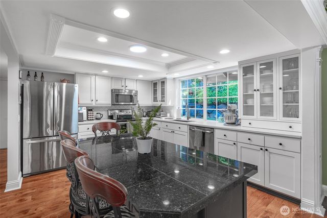 14105 64th Avenue W, Edmonds, WA 98026