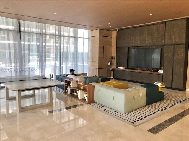 55 SW 9th Street 1704, Miami, FL 33130