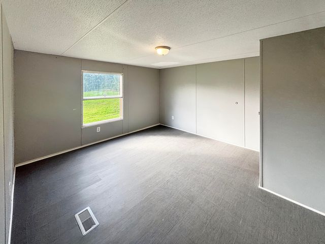 979 Oak Manor Drive SE, Cleveland, TN 37323