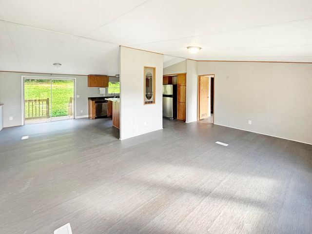 979 Oak Manor Drive SE, Cleveland, TN 37323