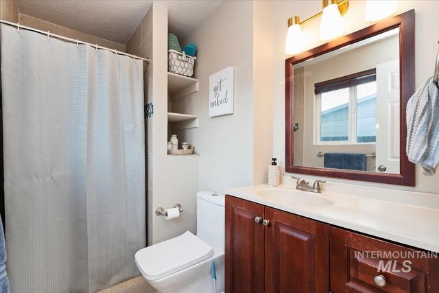 6621 W Grunder St, Boise, ID 83709