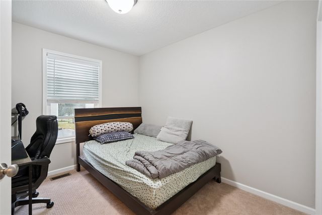 9120 Greenspire Drive 108, West Des Moines, IA 50266