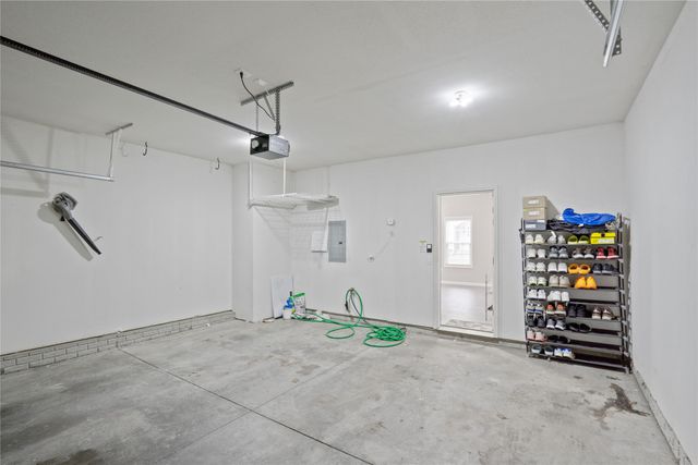 9120 Greenspire Drive 108, West Des Moines, IA 50266